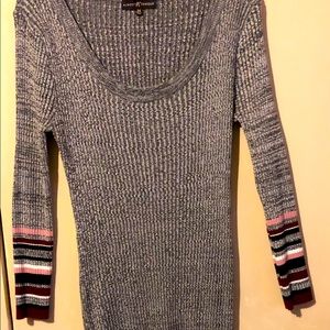 Women’s Almost Famous Long Sleeved Size 3X Sweater Dress!